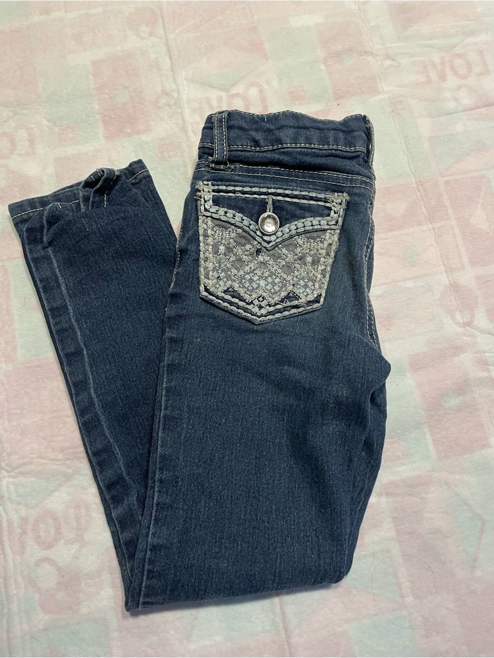 Girls Dark Wash Skinny Jeans with Embroidered Pockets
